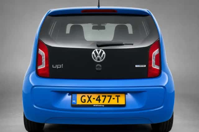 Volkswagen Up! (2015) thumbnail 5