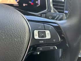 Volkswagen T-Roc (2019) thumbnail 17