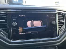 Volkswagen T-Roc (2019) thumbnail 25