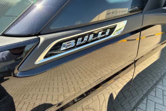Volkswagen Multivan (2024) thumbnail 6