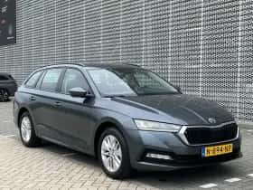 Škoda Octavia (2021) thumbnail 11