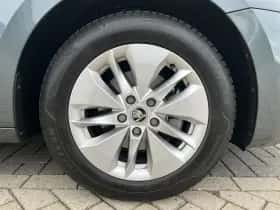 Škoda Octavia (2021) thumbnail 31