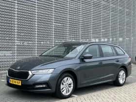 Škoda Octavia (2021) thumbnail 5