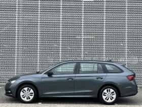 Škoda Octavia (2021) thumbnail 6