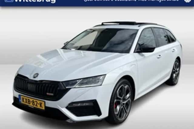 Škoda Octavia (2021) thumbnail 1