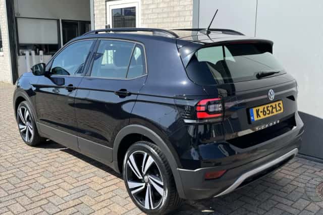Volkswagen T-Cross (2021) thumbnail 5