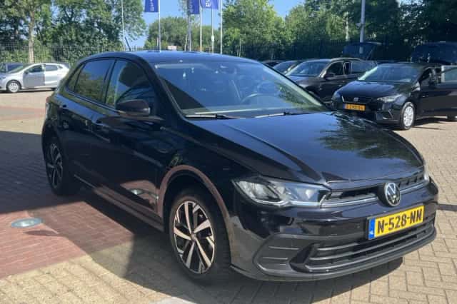 Volkswagen Polo (2021) thumbnail 3