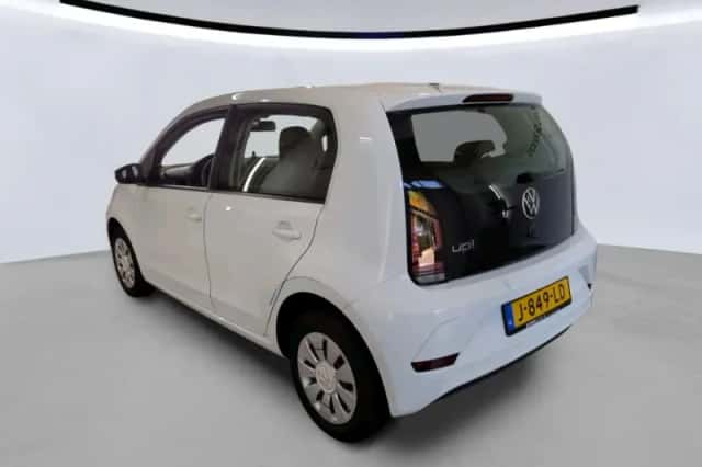 Volkswagen Up! (2020) thumbnail 2