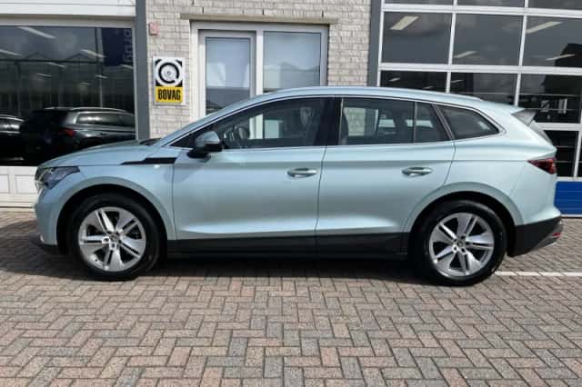 Škoda Enyaq (2021) thumbnail 2