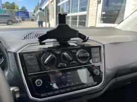 Volkswagen Up! (2023) thumbnail 12