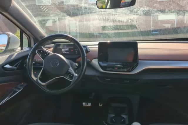 Volkswagen ID.4 (2021) thumbnail 5