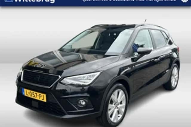 SEAT Arona (2021) thumbnail 1