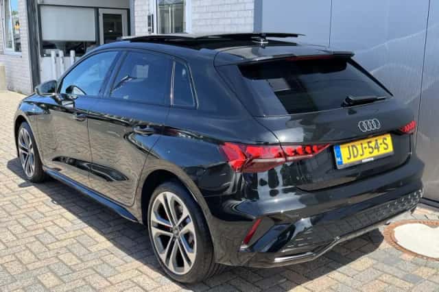 Audi A3 (2025) thumbnail 5