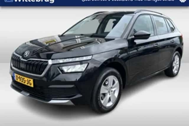 Škoda Kamiq (2023) thumbnail 1