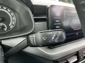 Škoda Kamiq (2023) thumbnail 14