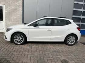 SEAT Ibiza (2024) thumbnail 2