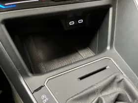 Volkswagen Polo (2023) thumbnail 24