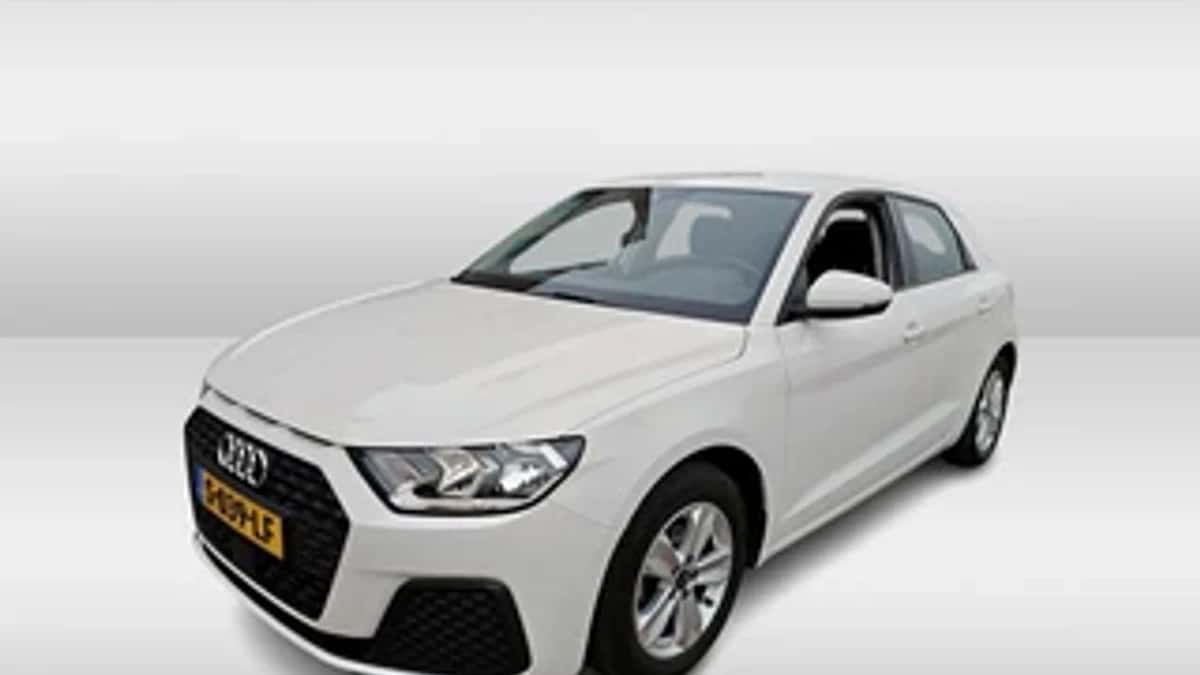 Audi A1 (2023) — foto 1