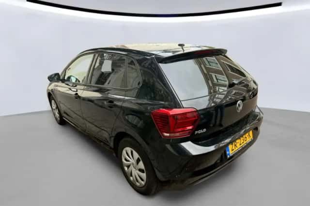 Volkswagen Polo (2019) thumbnail 2