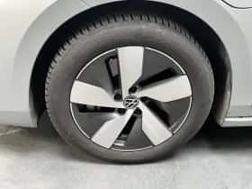Volkswagen Passat (2025) thumbnail 32
