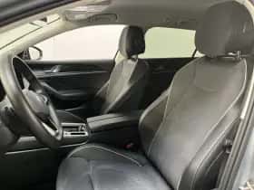 Volkswagen Passat (2025) thumbnail 8