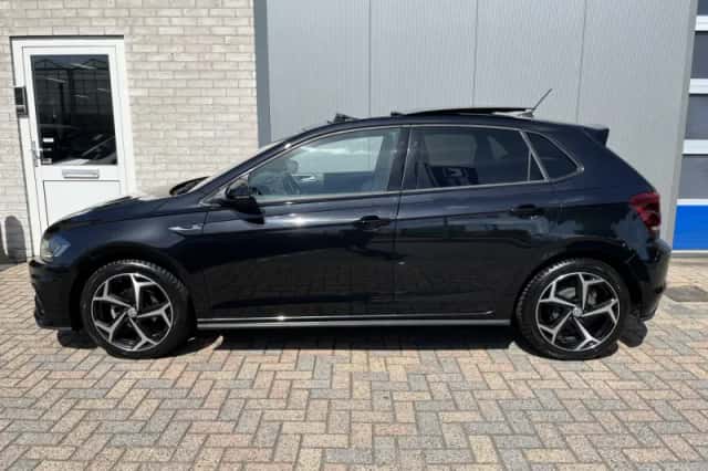 Volkswagen Polo (2020) thumbnail 2