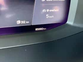 SEAT Leon (2022) thumbnail 6