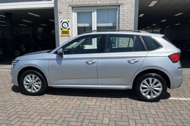 Škoda Kamiq (2020) thumbnail 2