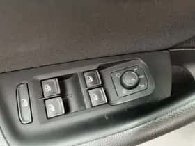 Volkswagen Passat (2022) thumbnail 12