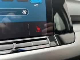 Volkswagen Golf (2023) thumbnail 24