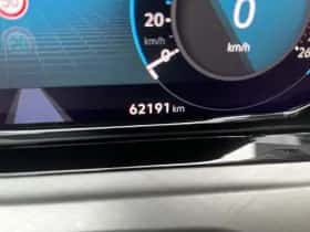 Volkswagen Golf (2023) thumbnail 6