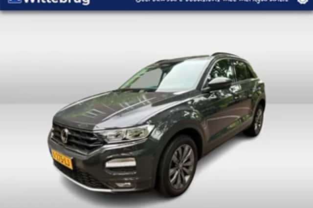 Volkswagen T-Roc (2021) thumbnail 1
