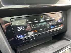 Volkswagen Passat (2021) thumbnail 27