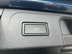 Volkswagen Passat (2021) thumbnail 34