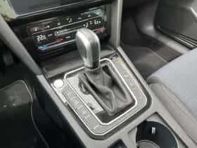 Volkswagen Passat (2021) thumbnail 9