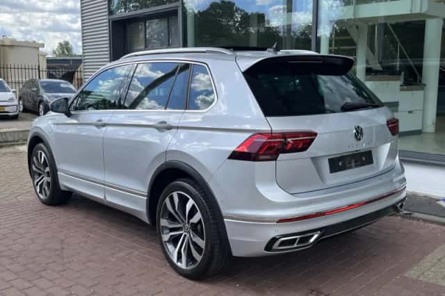 Volkswagen Tiguan (2023) thumbnail 2