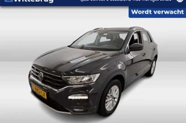 Volkswagen T-Roc (2021) thumbnail 1