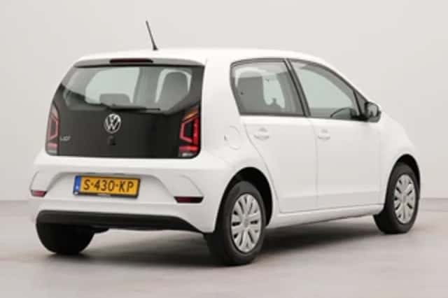 Volkswagen Up! (2023) thumbnail 2