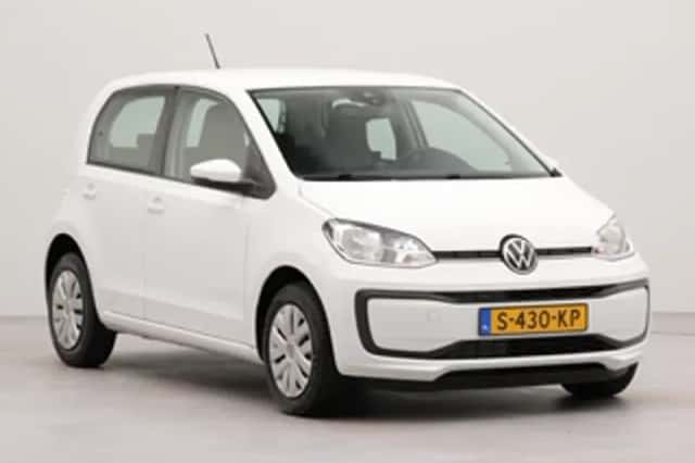 Volkswagen Up! (2023) thumbnail 3