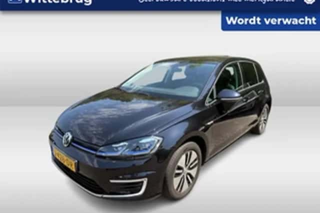 Volkswagen E-Golf (2020) thumbnail 1