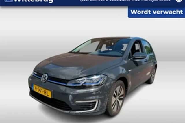 Volkswagen E-Golf (2020) thumbnail 1