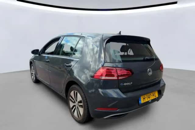 Volkswagen E-Golf (2020) thumbnail 2