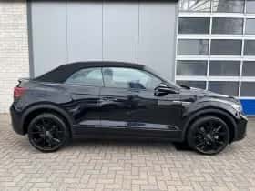 Volkswagen T-Roc (2022) thumbnail 43