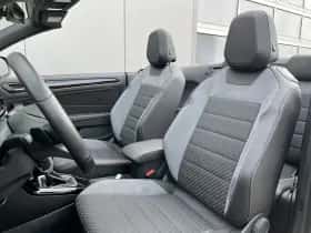 Volkswagen T-Roc (2022) thumbnail 7
