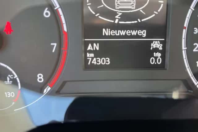 Volkswagen T-Cross (2024) thumbnail 6