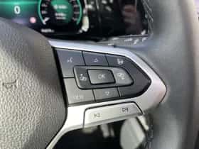 Volkswagen Golf (2021) thumbnail 15