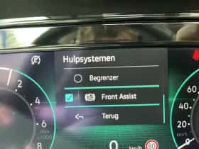 Volkswagen Golf (2021) thumbnail 17
