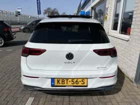Volkswagen Golf (2021) thumbnail 32