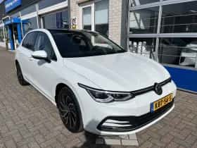 Volkswagen Golf (2021) thumbnail 35
