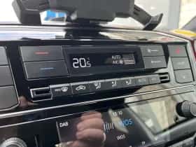 Volkswagen Up! (2021) thumbnail 17